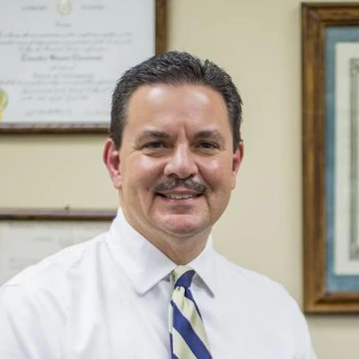 A headshot of Dr. Timothy Cheuvront, a chiropractor at Cheuvront Clinic of Chiropractic and Sports Medicine